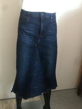 GAP 1969 Resoltion Skinny Flare Dark Wash Skirt